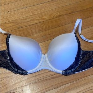 Victoria secret bra 38DD